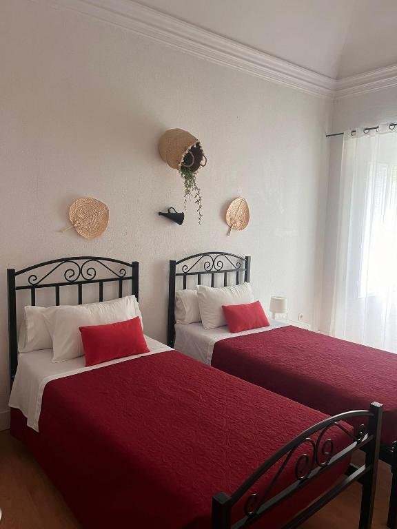 Avis Guesthouse room 2
